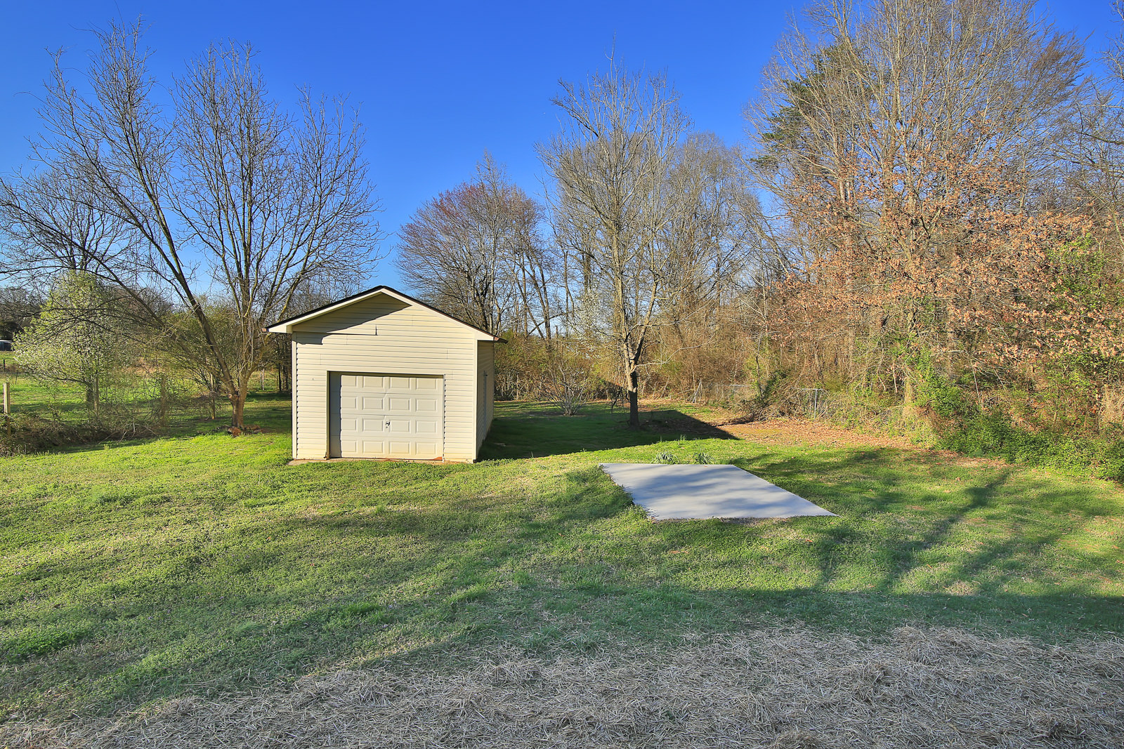 Glide Tour of 100 Parkway Drive, Adairsville, 30103