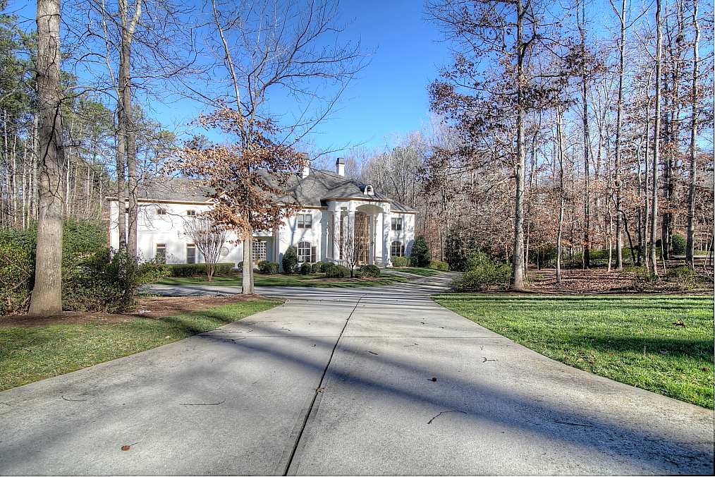Glide Tour of 1 Cascade Pointe, Atlanta, 30331