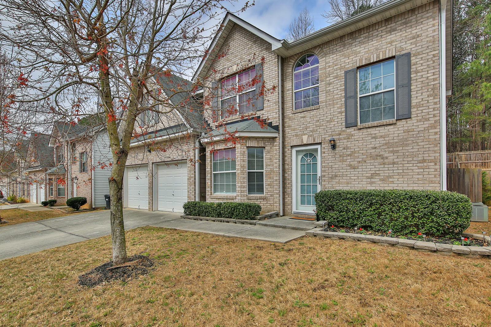 Glide Tour of 1993 Tulip Petal Rd, Auburn, 30011