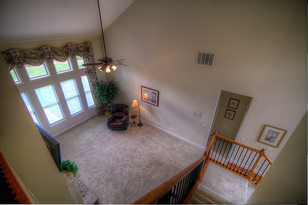 Glide Tour of 6010 Stillwater Place, Flowery Branch, 30542