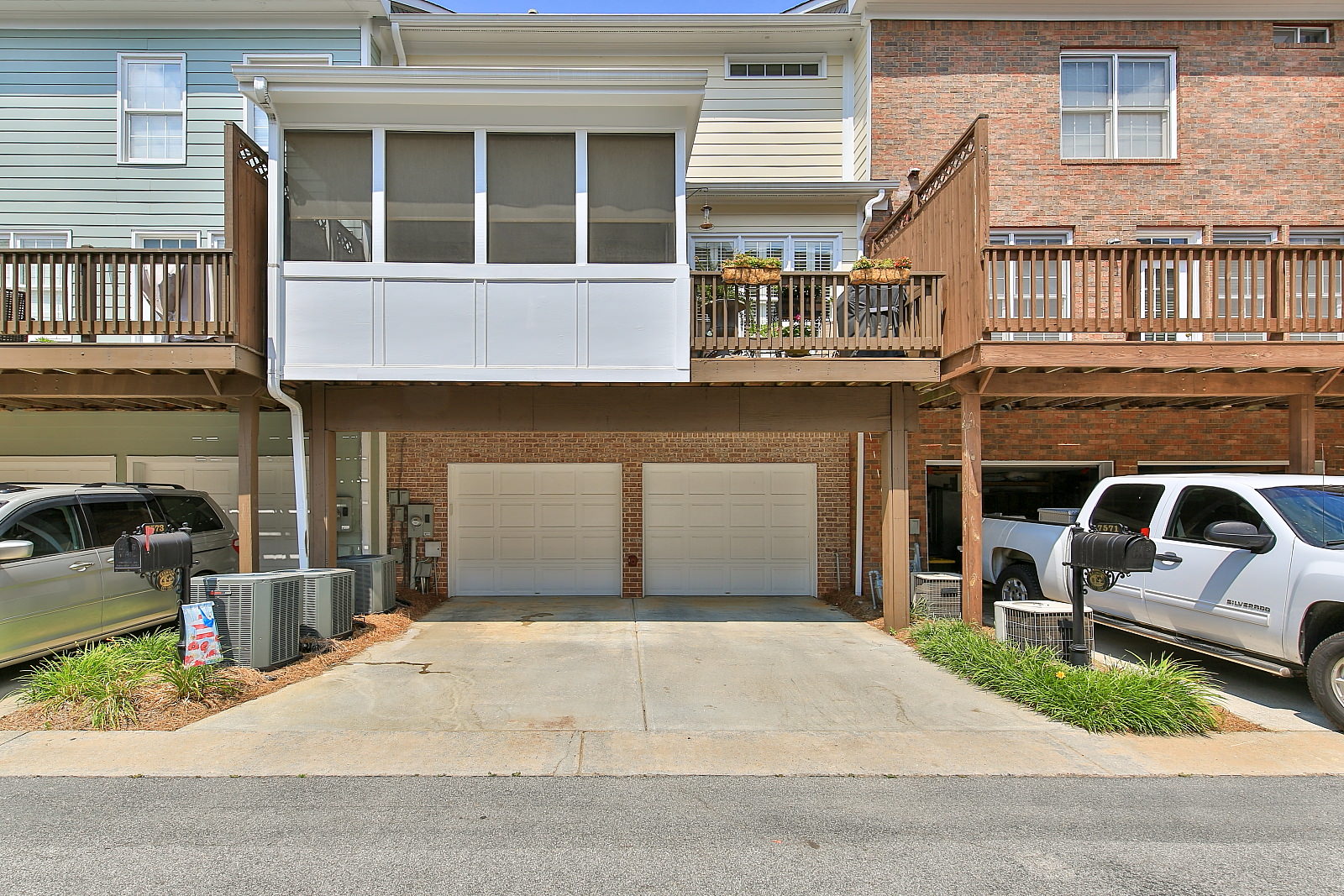 Glide Tour of 7573 Grand Reunion Drive, Hoschton, 30548