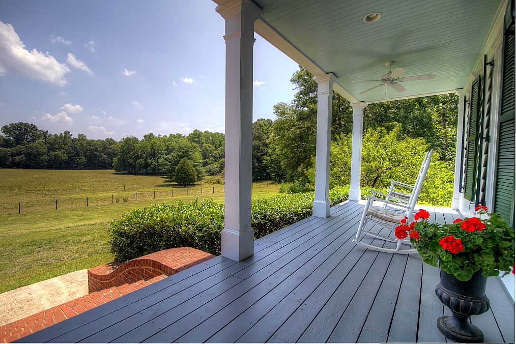 Glide Tour of 1331 Ebenezer Church Rd, Jefferson, 30549