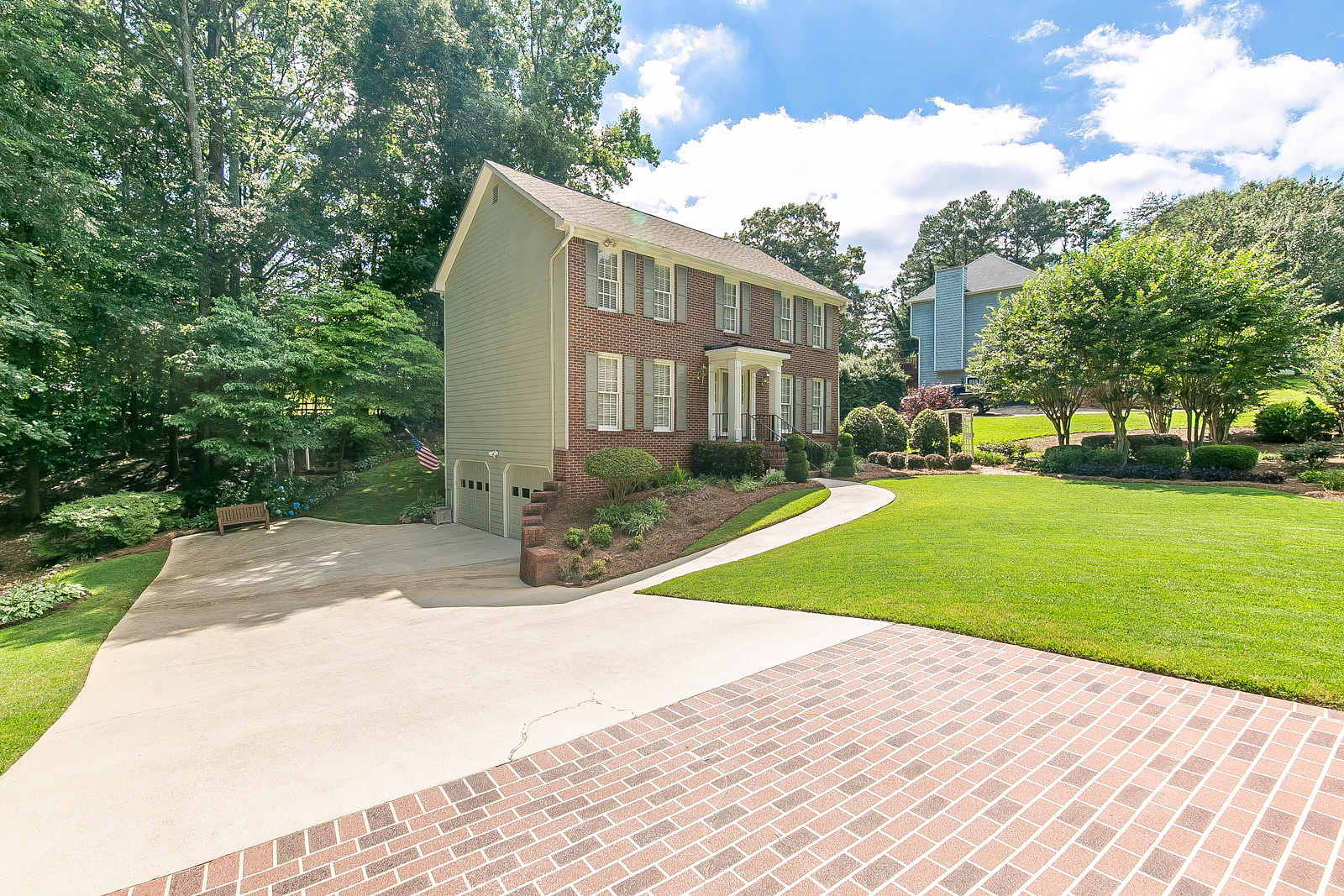 Glide Tour of 2621 Loring Rd, Kennesaw, 30152