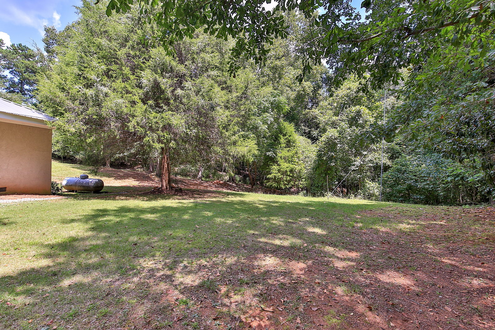 Glide Tour of 8100 Atlanta Newnan Rd, Palmetto, 30268