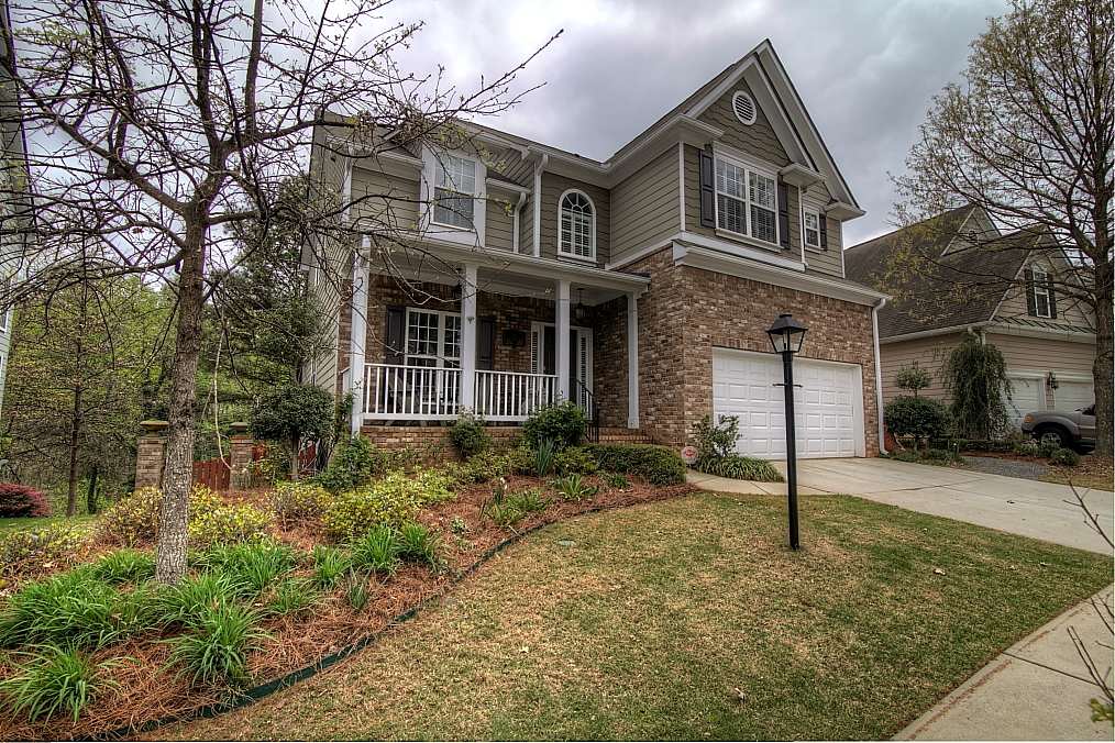 Glide Tour of 3413 Lantern View Lane, Scottdale, 30079