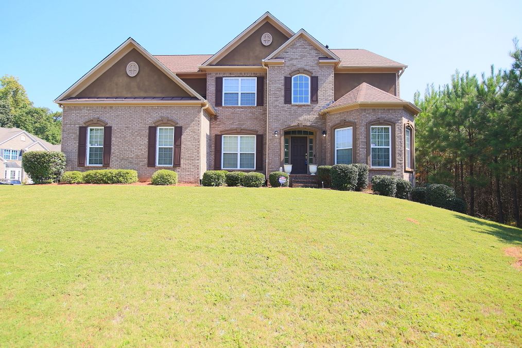 Glide Tour of 1097 Southland bluff, Stone Mountain, 30087
