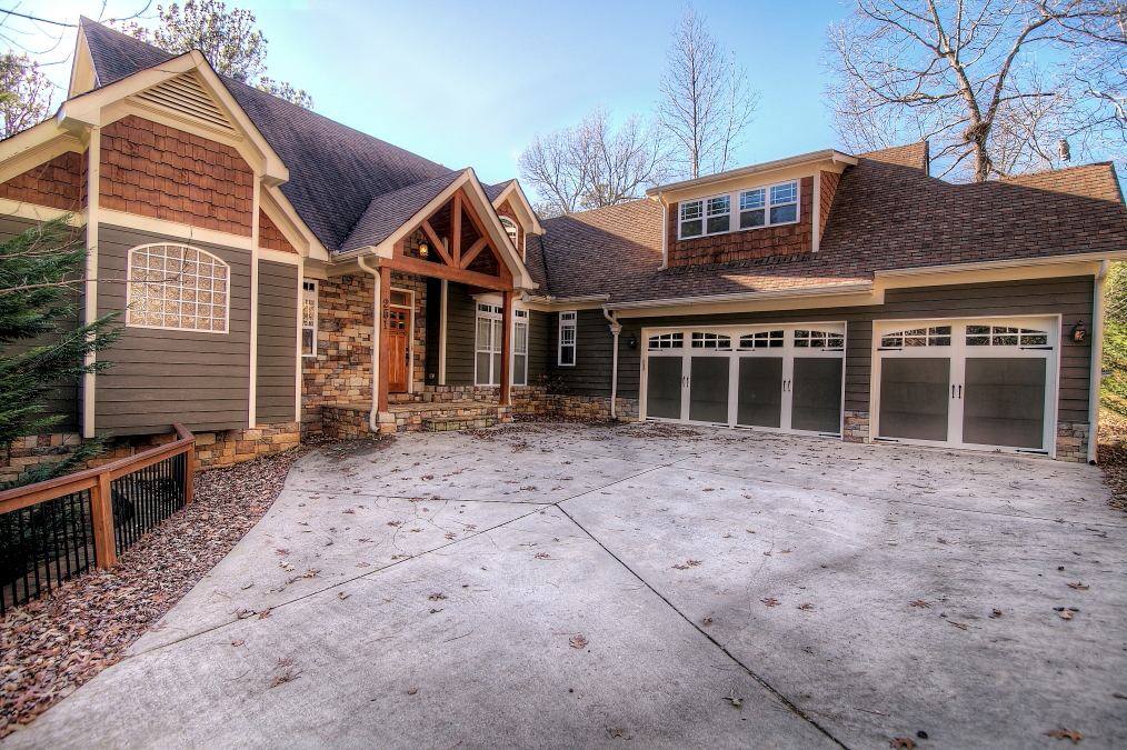 Glide Tour of 251 White Antelop, Waleska, 30183